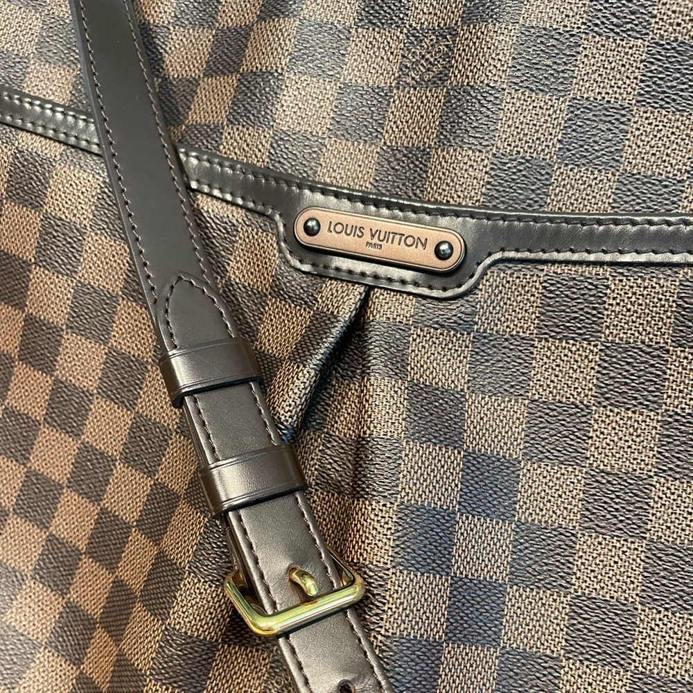 RARE! LOUIS VUITTON Bloomsbury GM (Largest size) Damier Ebene Crossbody - Picture 3 of 16